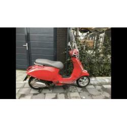 Vespa Primavera (45km/h)