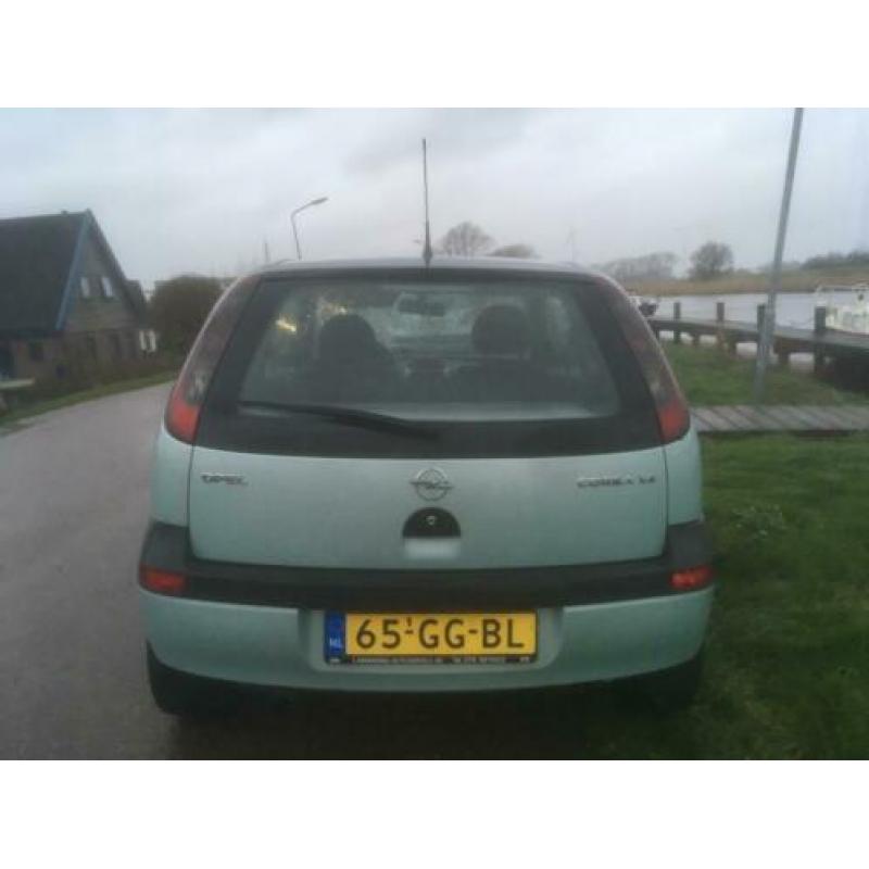 Opel Corsa C 1.4 16V Sport, 3 deurs, sport velgen, goed mee