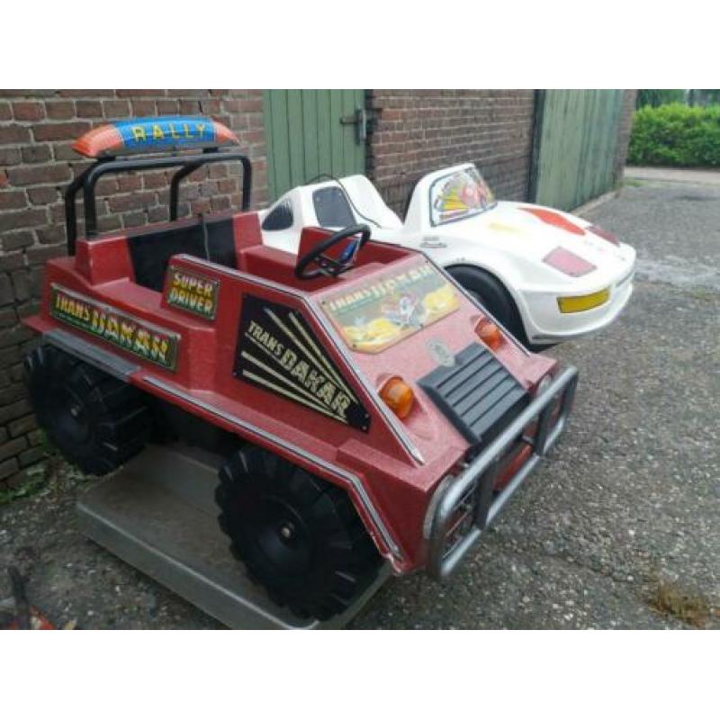 Kiddy ride speel toestel porsche 4x4 en Jeep