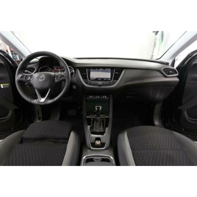 Opel Grandland X 1.2 Turbo INNOVATION PANO (bj 2019)