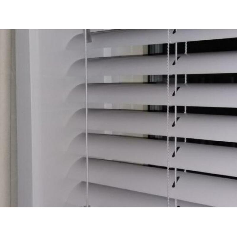 Jaloezie Alluminium whitte off 50 mm brede lamel