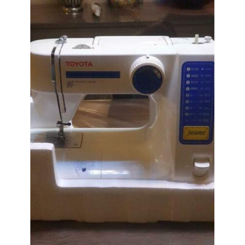 Naaimachine te koop