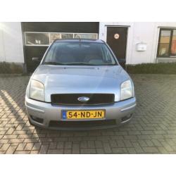 Ford Fusion + Met lichte schade! APK:12- 1.6-16V Fusion+