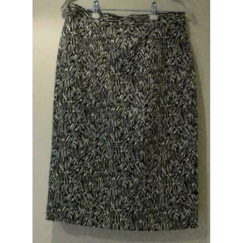 Alexon zwart wit print rok maat 36