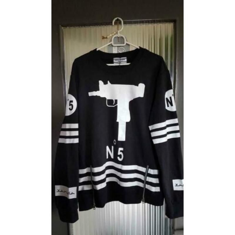 Heren shirt maart xxl, maar valt kleiner uit, Meer naar een