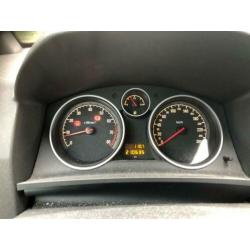 Opel Zafira 1.6 16V 85KW 2010 Grijs