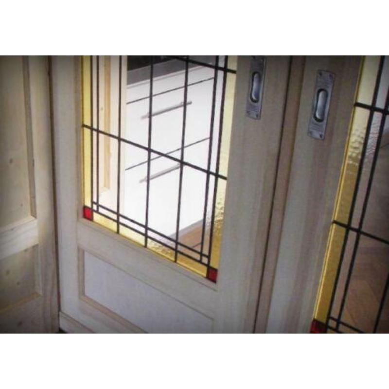 Massief houten ensuite suite glas in lood schuifdeuren