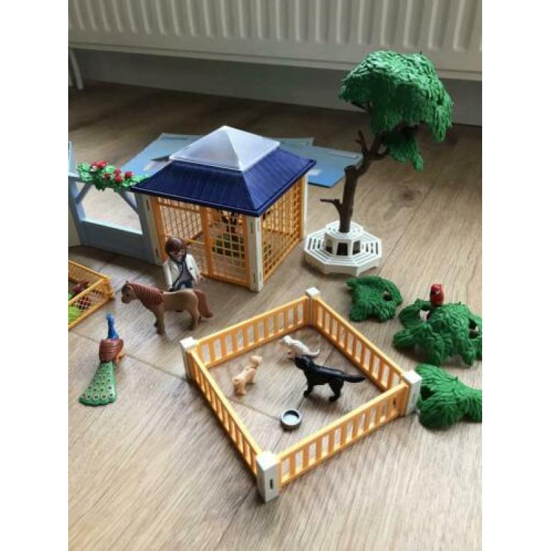 Playmobil dierenkliniek 4343 plus uitbreiding 4346