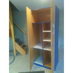 hang leg kast 200cm hoog 82 cm breed 62cm diep