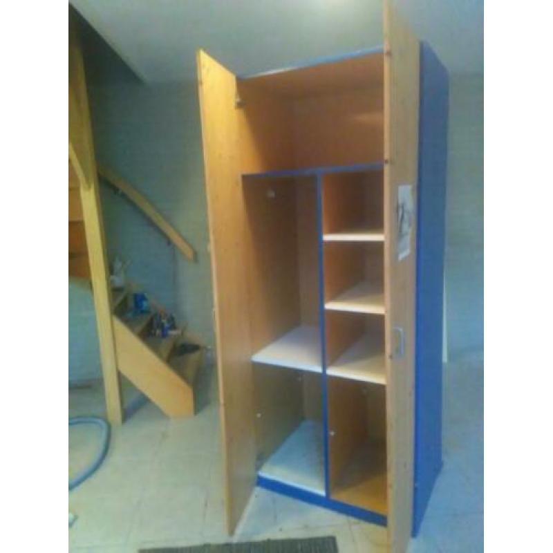 hang leg kast 200cm hoog 82 cm breed 62cm diep