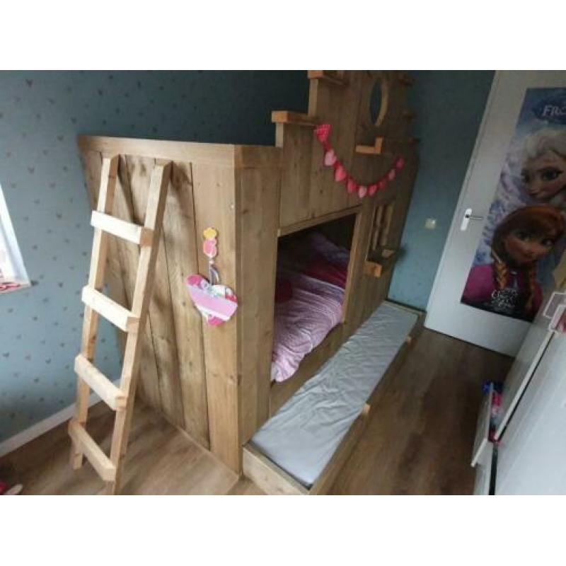 Vogelhuisbed (kinderbed) saartje prum