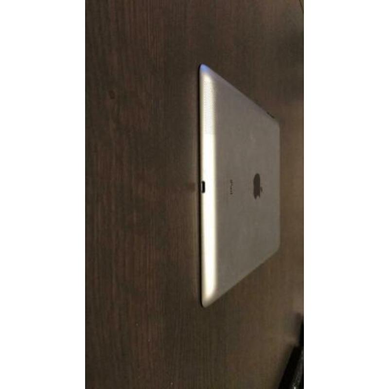 IPad 4 Retina display, met icloud lock