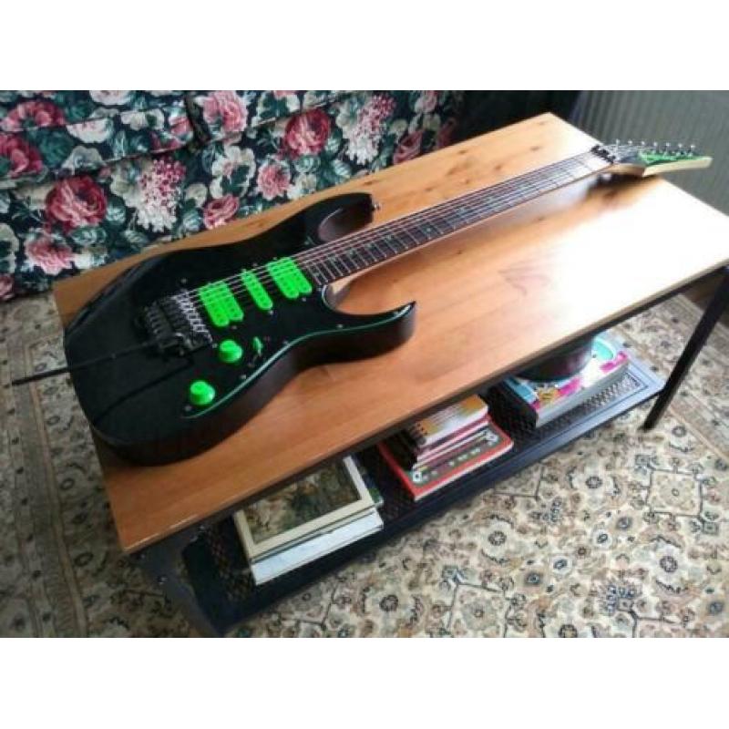 Ibanez Jem UV70PBK ( zo goed als nieuw! )