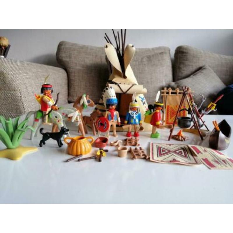 Indianen Playmobil: 3733 Indian Camp, kamp met wigwam