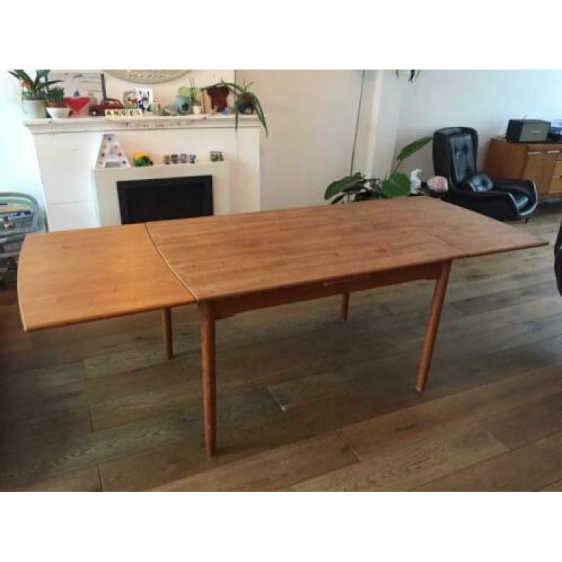 Houten eettafel deens vintage