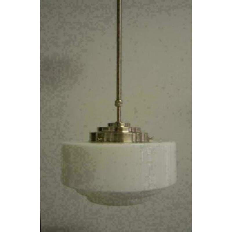 Art deco design verlichting hanglamp. Getrapte kap.