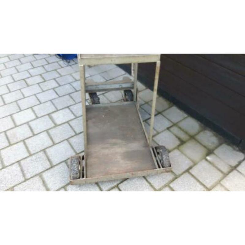 Industriële transportkar