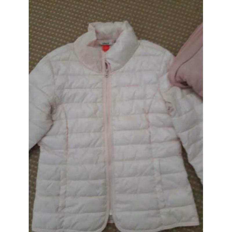 Only roze voorjaarsjas geen superdry mt L. met 38/40