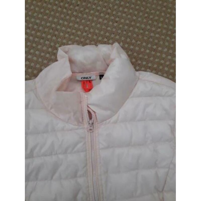 Only roze voorjaarsjas geen superdry mt L. met 38/40