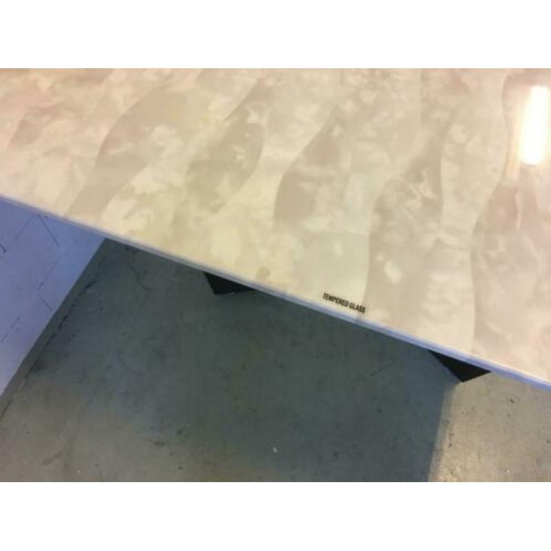 Nieuwe eettafel 2x1 glas gratis thuisbezorgd