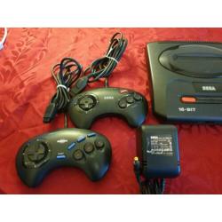 Sega megadrive 2 met 2 controllers