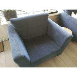 bankstel met fauteuils