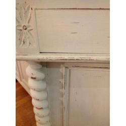 Antieke hoekkast, brocante hoek kastje, vintage kast VdlM