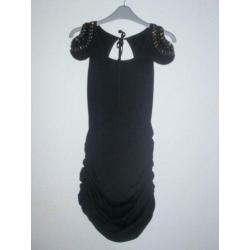 Maat s - reverse = zwart tuniek met versiering