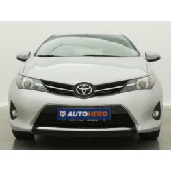 Toyota Auris 2.0D Dynamic BH66738 | Navi | Climate | Cruise