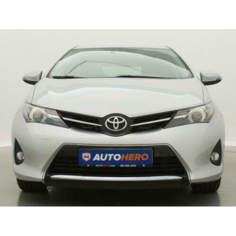Toyota Auris 2.0D Dynamic BH66738 | Navi | Climate | Cruise