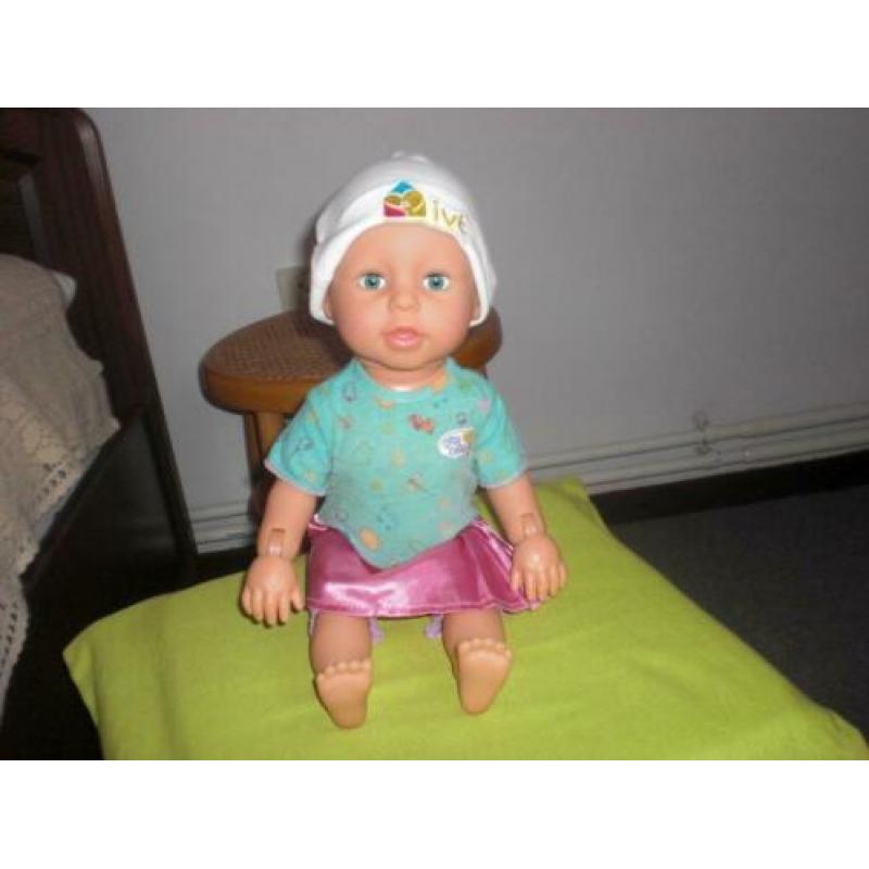 baby chou chou kan lopen praten kruipen+extra pakje