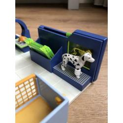 Playmobil dierenkliniek 4343 plus uitbreiding 4346