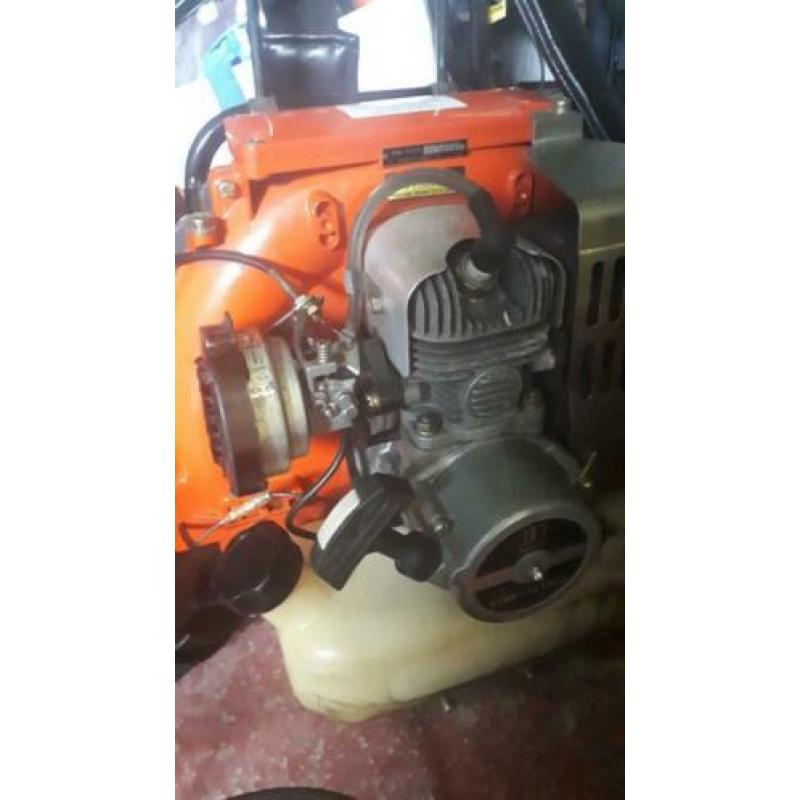ECHO bladbla bla bla benzine 2-t