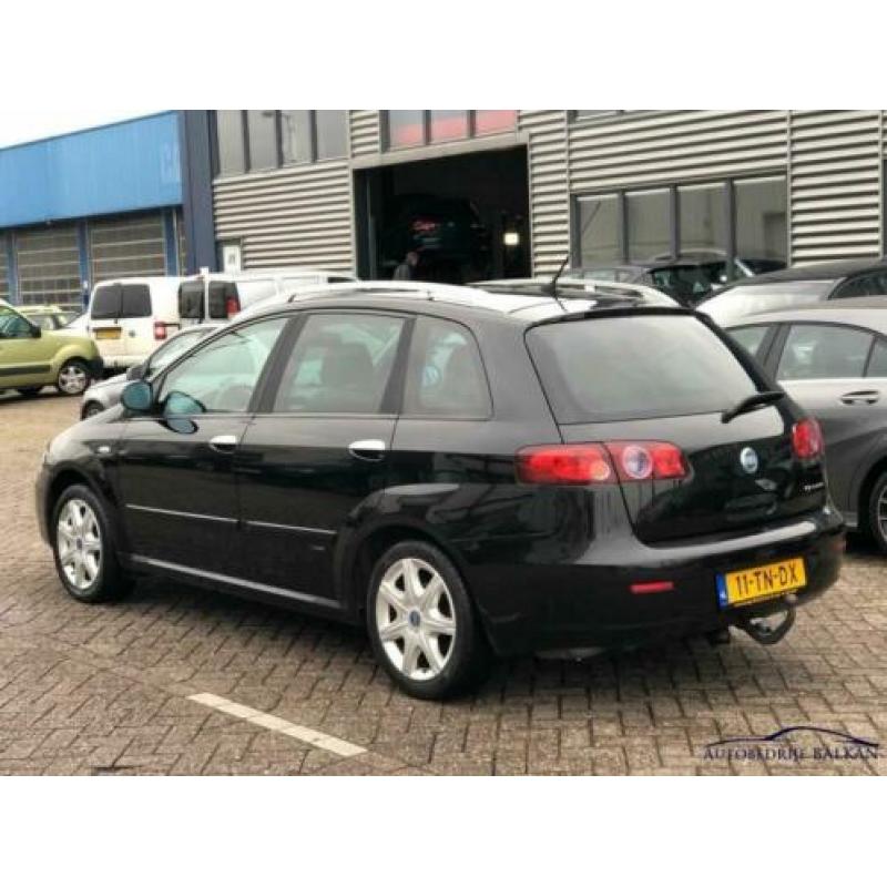 Fiat Croma 1.8-16V Business Connect