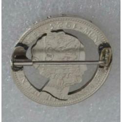 Koningin Wilhelmina-Munt (broche) uit zilveren gulden »1923«