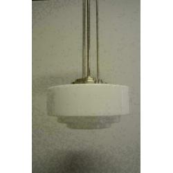 Art deco design verlichting hanglamp. Getrapte kap.