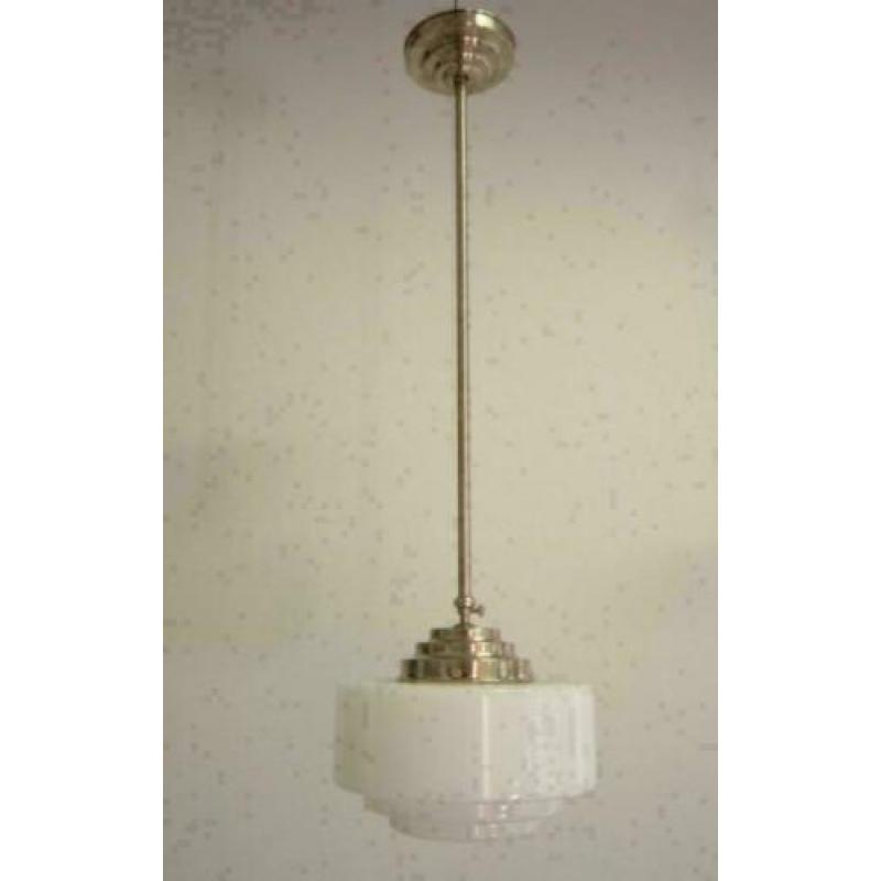Art deco design verlichting hanglamp. Getrapte kap.