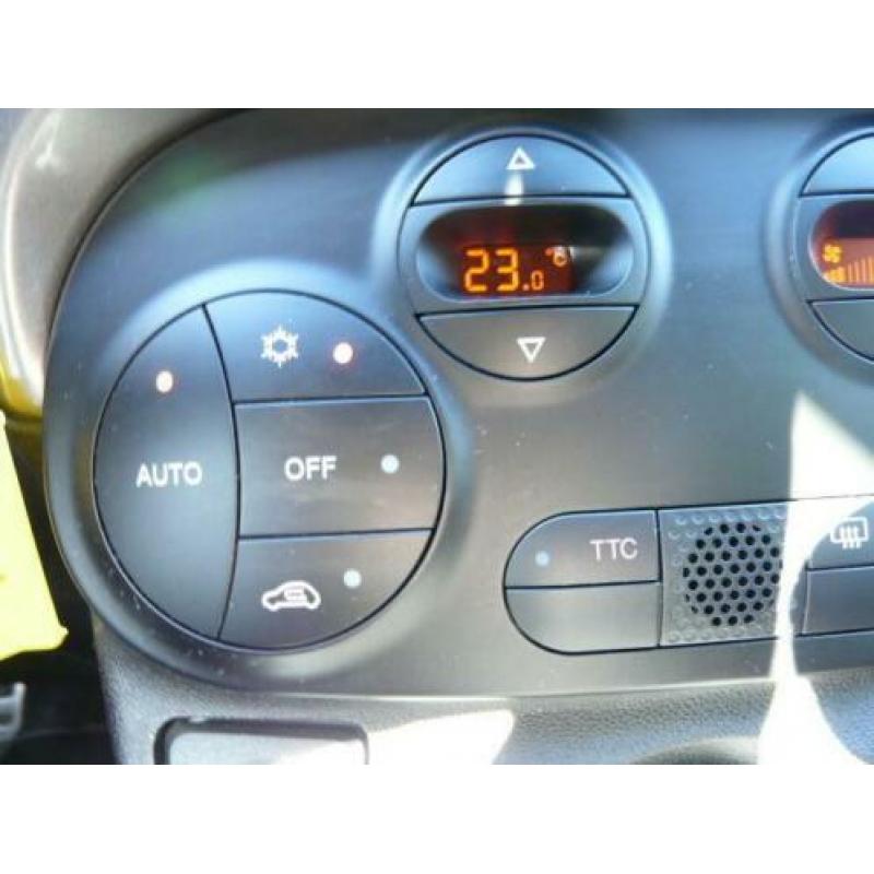 Fiat 500C Cabrio Abarth 1.4 T-JET 135PK SCORPIONE Xenon Leer