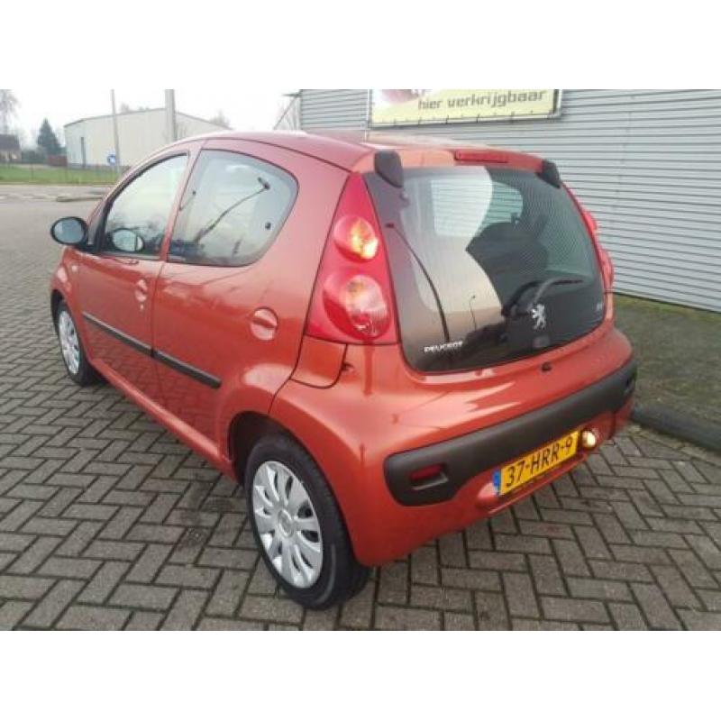 Peugeot 107 2009 5DR Airco oranje nieuwe apk 100 dkm NAP!!