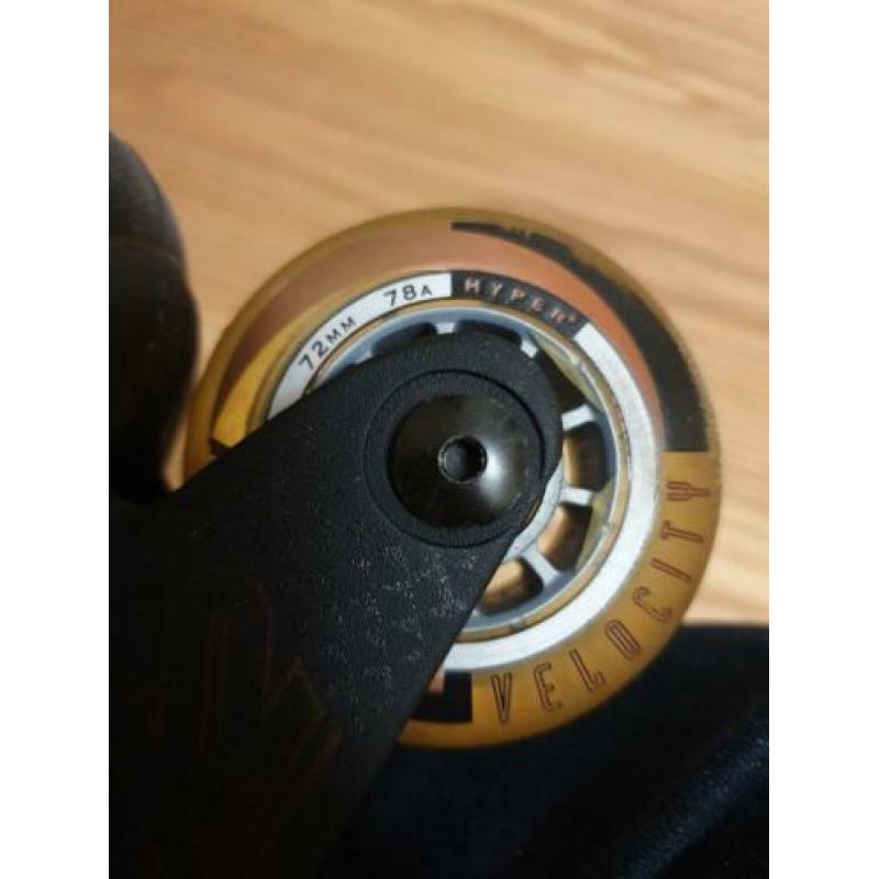 Skeelers / skates