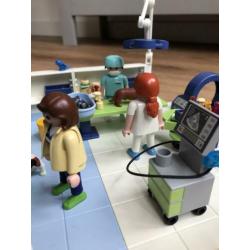 Playmobil dierenkliniek 4343 plus uitbreiding 4346