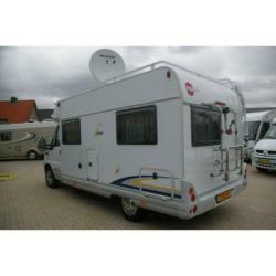 Burstner T 585 Lengtebed, 2x draaistoelen.