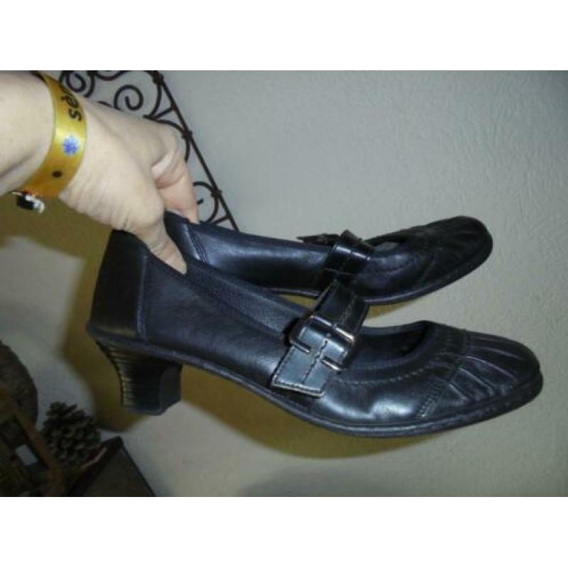 S6) zwart leren pumps rieker maat 40 als nieuw! Leer binnen