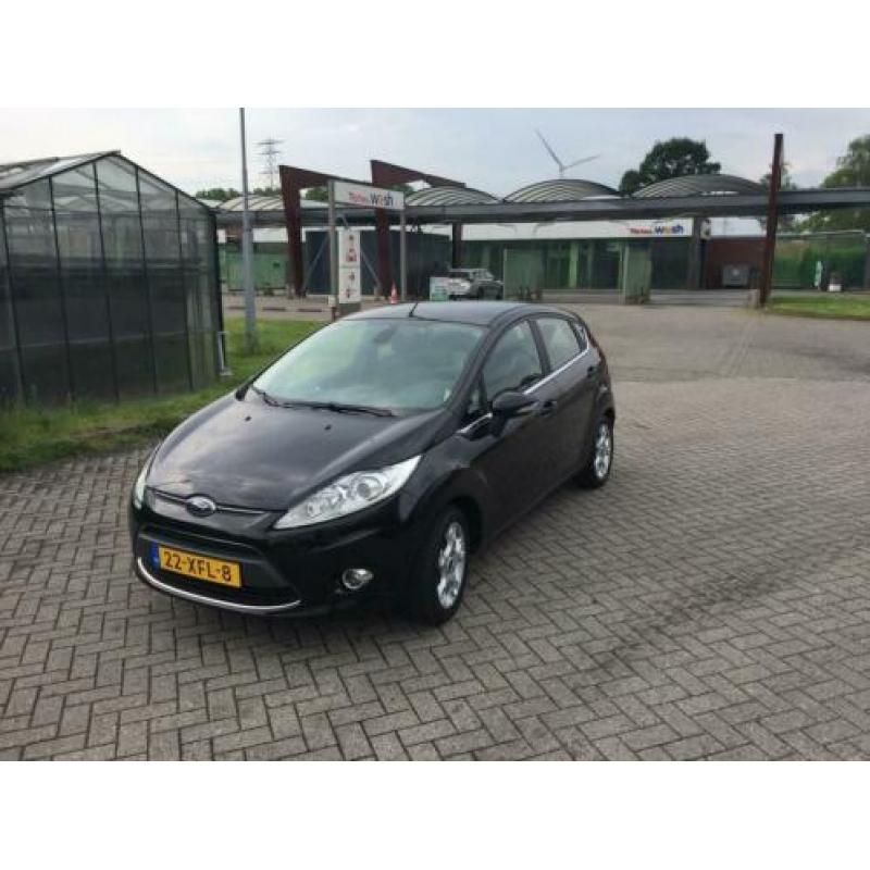 Ford Fiesta 1.25 60KW 5DR 2012 Zwart Titanium