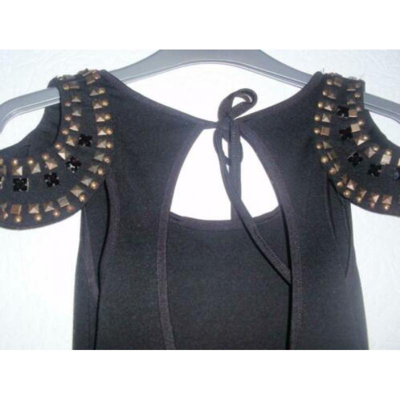 Maat s - reverse = zwart tuniek met versiering
