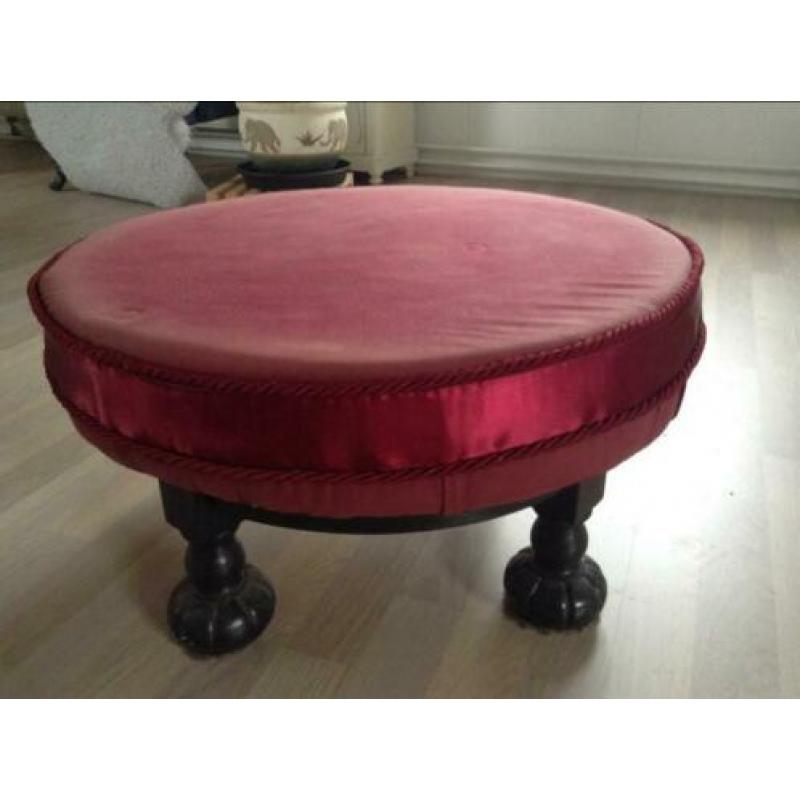 Bijzettafel, voetenbank barok stijl