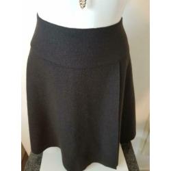 Max Mara weekend wollen rok nieuw kaartjes 38
