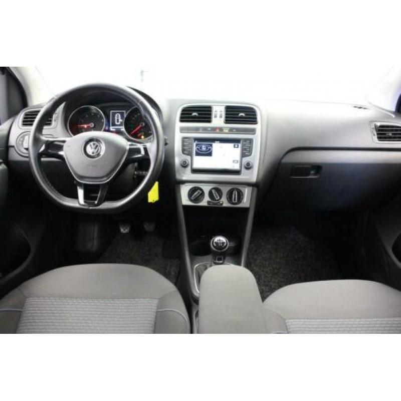 Volkswagen Polo 1.0 TSI 96PK Sport 5Drs Navi PDC Alarm Cruis