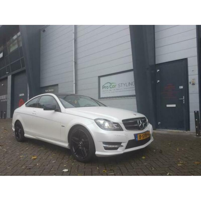 Belettering/Tinten/Blinderen/Carwrappen/Koplampfolie
