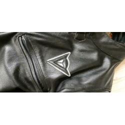 Dainese leren motorpak maat 54 2-delig